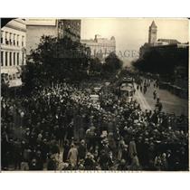 1924 Press Photo Scene on PA Avenue in Washington DC as Washington based team