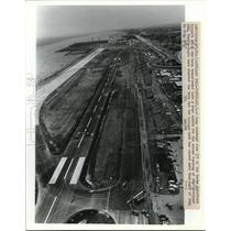 1983 Press Photo Aerial View Of Burke Lakefront Airport Converted To Race Track