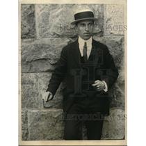 1922 Press Photo Fingerprint expert Ray Hill at New Rochell, NY - nex08571