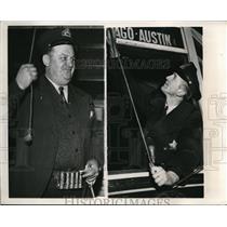 1945 Press Photo Chicago Fireman Joseph Schrober & cop George Krull on strretcar