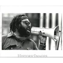 1985 Press Photo Darrell Capers Revolutionary Communist Party Holds Protest