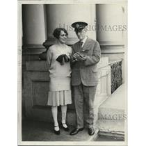 1928 Press Photo Capt BJ Cady head of Capital guides & Mrs FE Penn