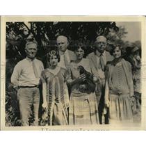 1925 Press Photo Pratt County Redhead Contest Judges, Rhode Island Rooster