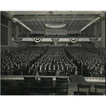 1923 Press Photo Crowds at a convention meeting