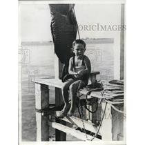 1935 Press Photo British Colonial Nassau Fishermen Miss Jean Robertson
