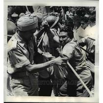1970 Press Photo New Dehli India Jobless Indians - nee07265