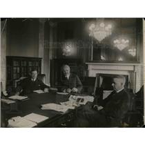 1920 Press Photo Senator Page, Senator Calder & Senator Kenyon in Meeting