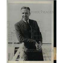1932 Press Photo Ted Phelps arrives in NYC to represent England in the Olympics