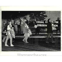 1986 Press Photo Anti-Abortion Protest in Cleveland - cva75383