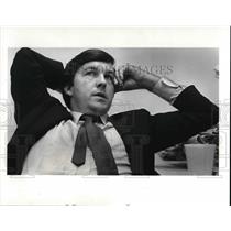 1982 Press Photo Hamilton Jordan With Arms Behind His Head - cva24655