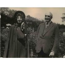 1921 Press Photo President Warren Harding, Cmdr Evangeline Booth Salvation Army