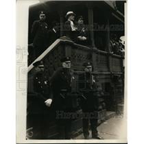 1930 Press Photo New York Grover Whalen, John O'Brien watch VFW protests NYC