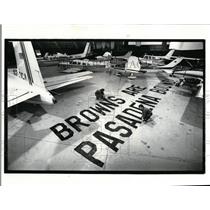 1987 Press Photo Burke Lakefront Airport-banner - cvo02118