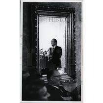 1972 Press Photo Senator Hubert H. Humphrey at Sheraton Cleveland Hotel