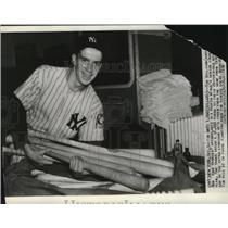 1939 Press Photo Tim Sullivan, Yankees Batboy - cvb76433