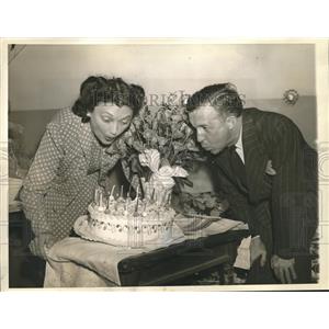 1941 Press Photo actress Katharine Cornell, Guthrie McClintic celebrate 20th