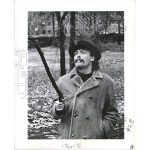 1970 Press Photo Actor Stacy Keach Cigar Stick - RRW45781
