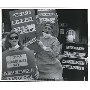 1993 Press Photo Alan Richards, members of Act Up - Houston, Activist AIDS Group