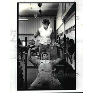 1987 Press Photo Dave Redding, strength coach for the Browns - cvb52861