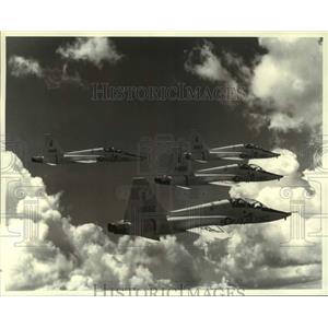 1989 Press Photo Northrop T-38 Talon jets flying in formation