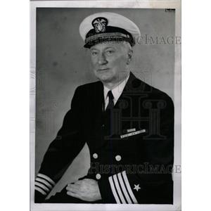1960 Press Photo Captain Roberts Served Navy World War - RRW80291