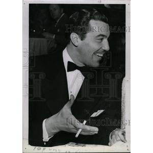 1941 Press Photo Cesar Julio Romero Film Actor Radio - RRW82633