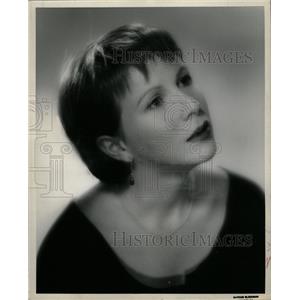 1956 Press Photo Actress Harris With Short Haircut - RRW20511
