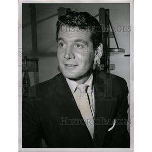1955 Press Photo Gene Barry Actor Bat Masterson - RRW26443