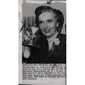 1951 Press Photo Silent Actress Madge Kennedy Speaks - RRW72191