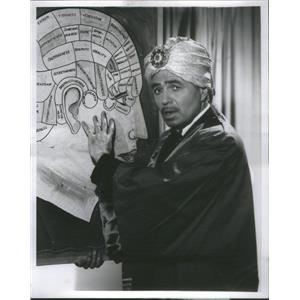 1962 Press Photo Tonight In Samarkand Television Movie Actor Mason - RSC81509