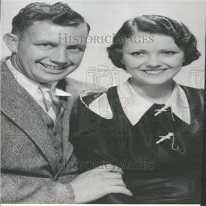 1933 Press Photo Actor Devine and House married.