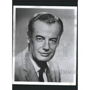 1964 Press Photo Shepperd Strudwick American Actor. - RRW32699