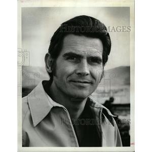 1975 Press Photo Actor James Brolin - RRW27647
