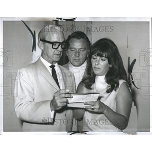 1965 Press Photo Richard Burton With Richard Hanley