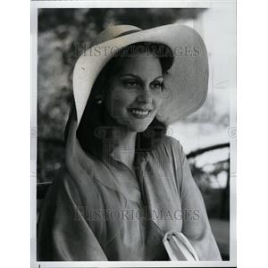 1977 Press Photo Lesley Am Warren Actress