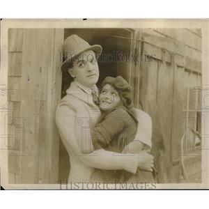 1923 Press Photo Ralph Kellard and Dorothy Green in "Her Mother's Secret".