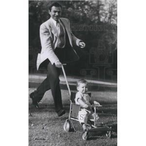 1949 Press Photo James Mason British Actor and daughter Portland Beverly Hills