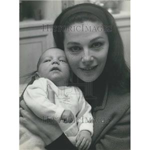 1963 Press Photo Anna Maria Pier Angeli Baby Son Andrew