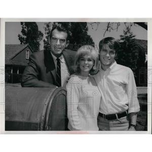 1967 Press Photo Fred McMurray, Ina Cole and Don Grady