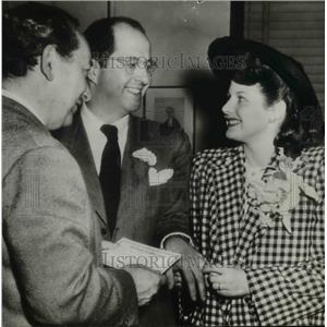 1945 Press Photo Jo Carroll Dennison Former Miss America & Phil Silvers