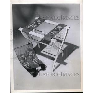 1946 Press Photo Furniture - nee02317
