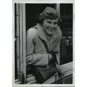 1950 Press Photo June Symonds Receives a Scholarship to Stephen Junior College