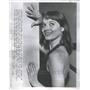 1955 Press Photo Elsa Martinelli Italian Born Actress Hollywood Court