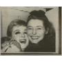 1968 Press Photo Patricia Neal actress Angela Lansbury New York career hug