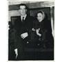 1958 Press Photo Linda Christian & Count Francisco Pigaitari leaving the hotel
