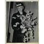 1942 Press Photo Mrs. George C. Marshall With Bouquet at National Flower Show