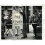 1987 Press Photo Peter Horth of Cleveland Holds Signs in Public Square