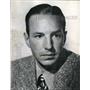 1945 Press Photo American Actor Lloyd Nolan stars in Traveler to Arkansas.