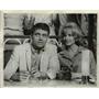 1961 Press Photo Ralph Taeger (L) with Leslie Parrish in Acapulco series episode