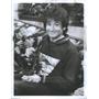 1978 Press Photo Mork Mindy Robin Williams Flowers